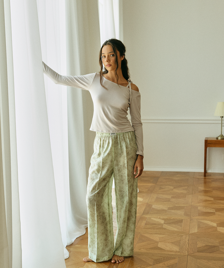 Off-Shoulder Comfort Top